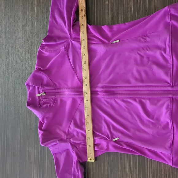 Cutter & Buck purple zip up sports vest - Picture 7 of 8